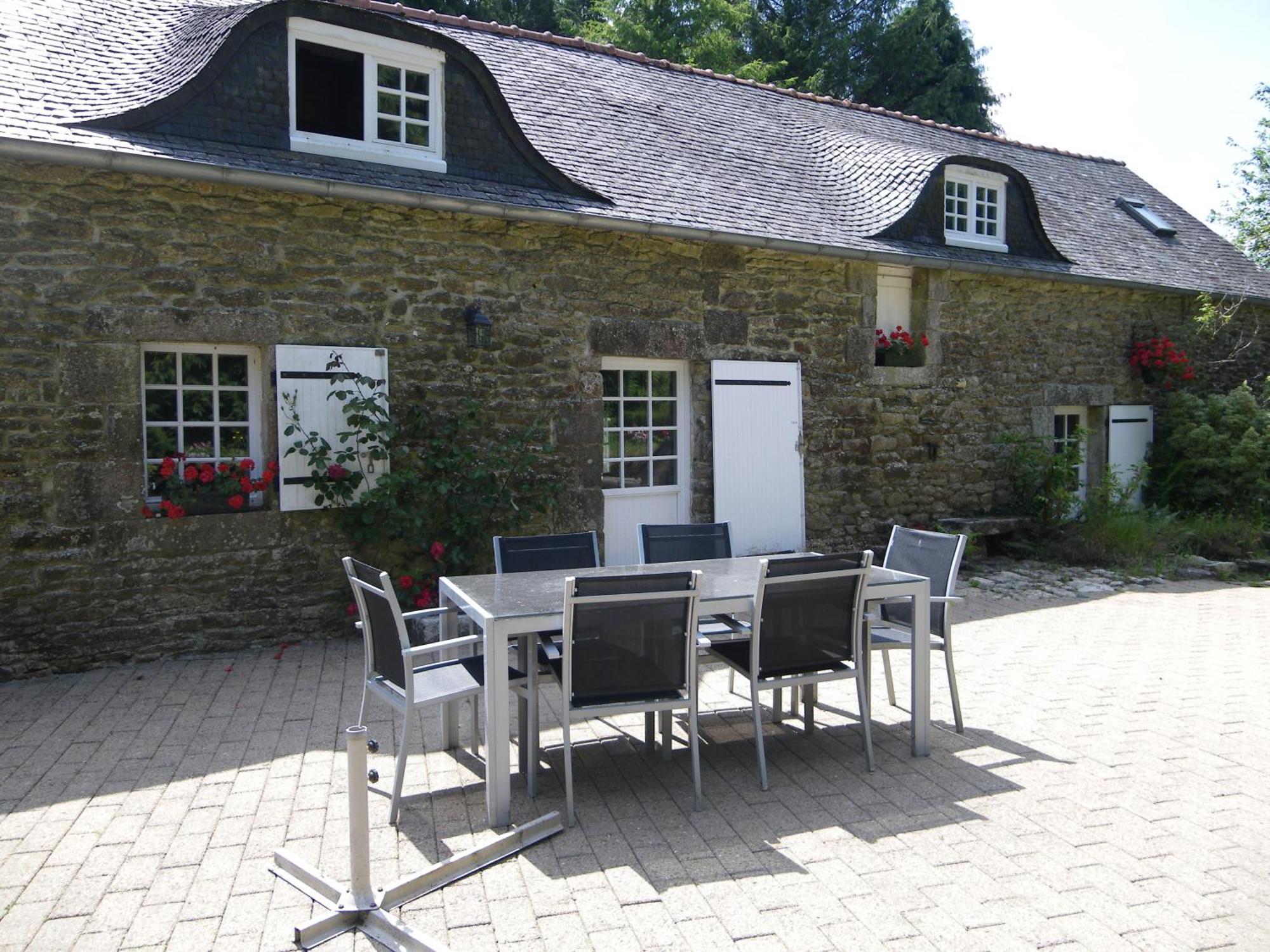 Moulin De Kerstrat Villa Brennilis Exterior photo